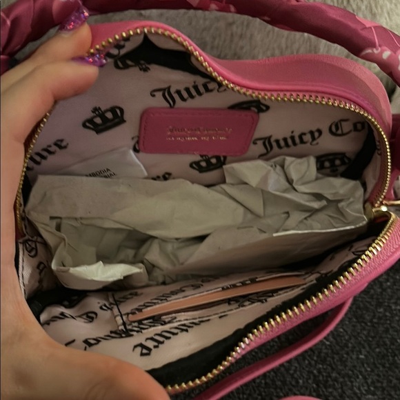 Juicy Couture Pink/Raspberry Multi Holding the Line Heart-Shaped Quilted Bag - Picture 12 of 13